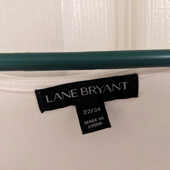 Lane Bryant white, hi-lo, 3/4 sleeve top, size 22/24 - Picture 2 of 12